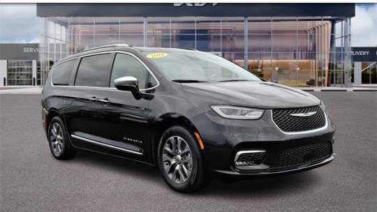 2022 Chrysler Pacifica 2C4RC1N71NR215877