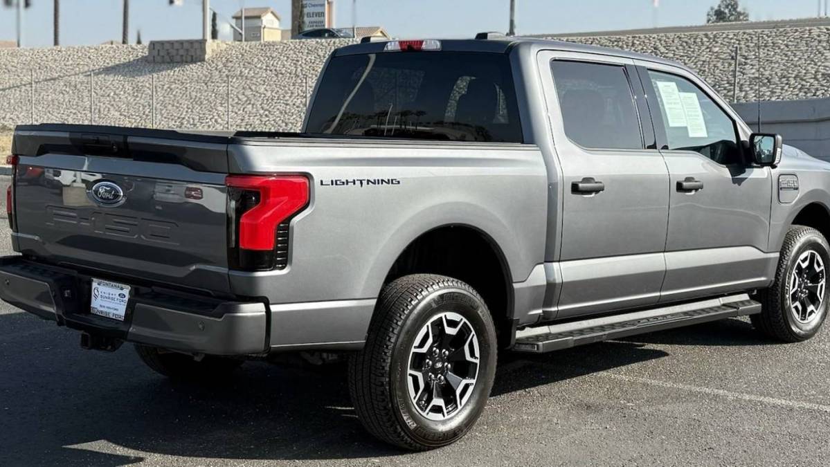 2023 Ford F-150 Lightning 1FTVW1EL0PWG52749