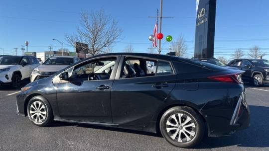 2021 Toyota Prius Prime JTDKAMFP7M3175982