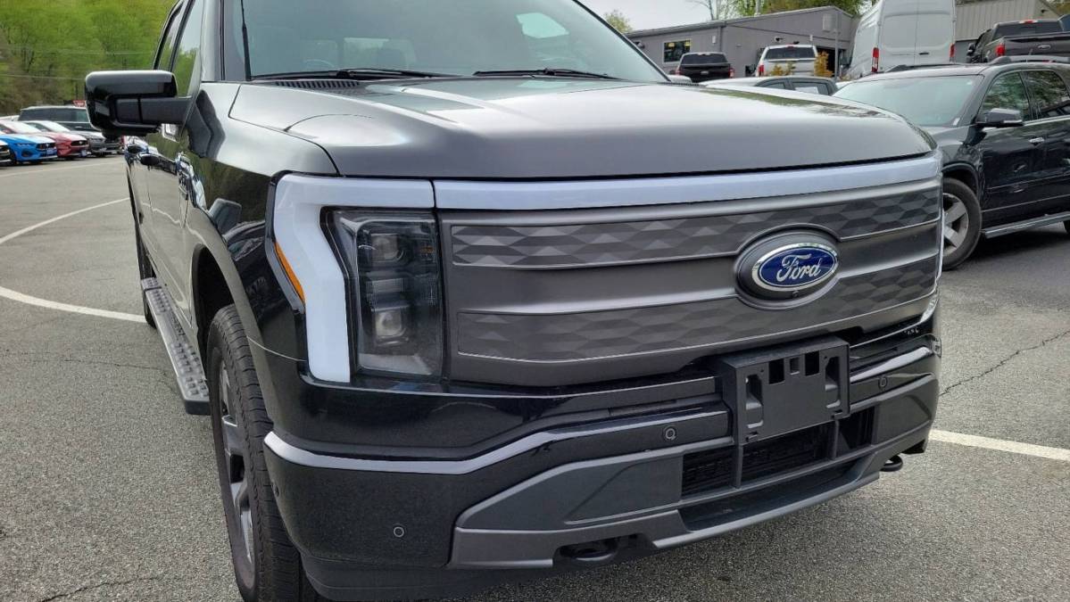 2023 Ford F-150 Lightning 1FTVW1EV2PWG35274