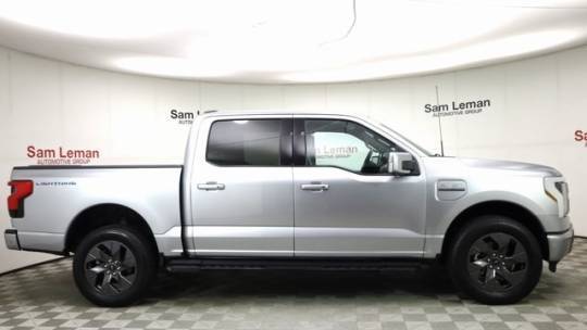 2023 Ford F-150 Lightning 1FTVW1ELXPWG02182