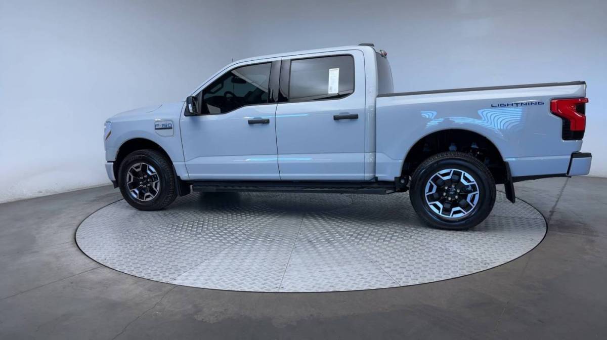 2023 Ford F-150 Lightning 1FTVW1ELXPWG33836