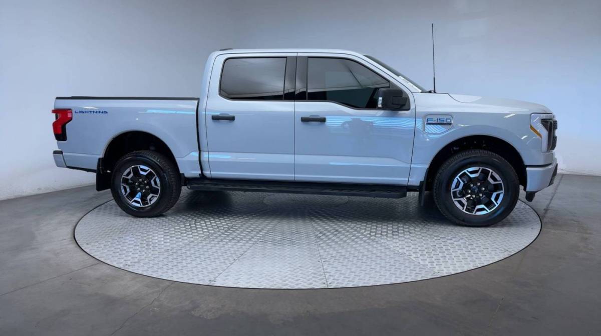 2023 Ford F-150 Lightning 1FTVW1ELXPWG33836