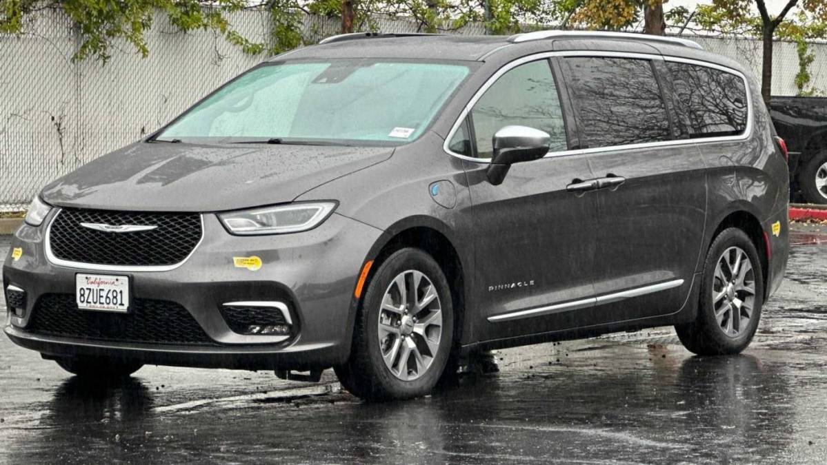 2022 Chrysler Pacifica 2C4RC1N7XNR111047