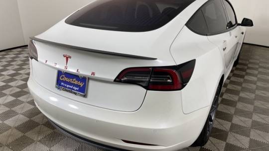 2018 Tesla Model 3 5YJ3E1EA2JF005807