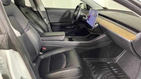 2018 Tesla Model 3 5YJ3E1EA2JF005807