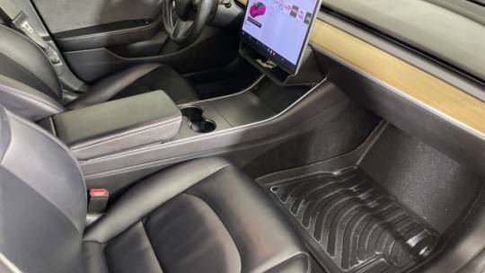 2018 Tesla Model 3 5YJ3E1EA2JF005807