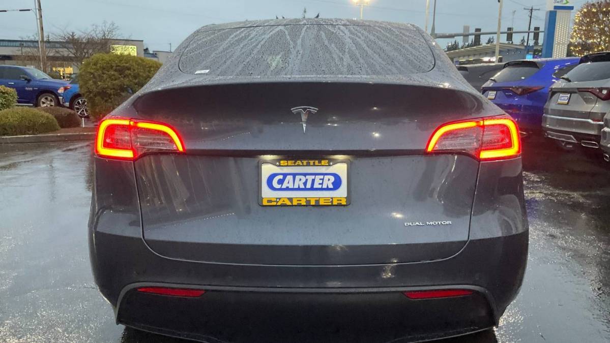 2021 Tesla Model Y 5YJYGDEE1MF100030