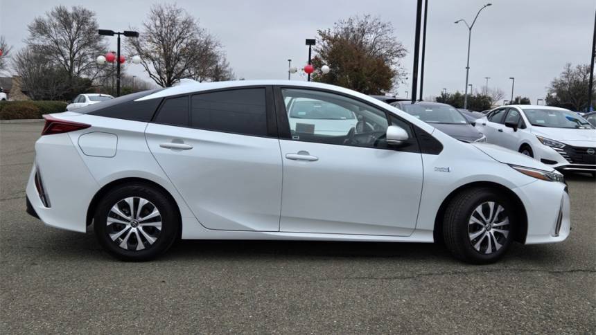 2021 Toyota Prius Prime JTDKAMFP1M3182801