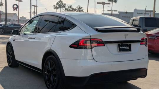 2022 Tesla Model X 7SAXCBE51NF361979