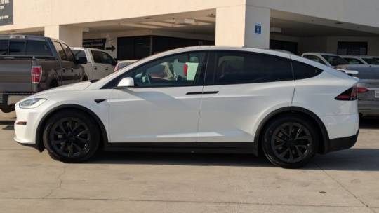 2022 Tesla Model X 7SAXCBE51NF361979