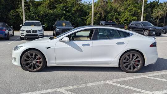 2021 Tesla Model S 5YJSA1E45MF425129