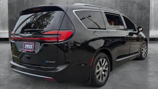 2021 Chrysler Pacifica 2C4RC1N74MR562828