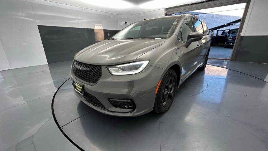 2021 Chrysler Pacifica 2C4RC1R71MR529649