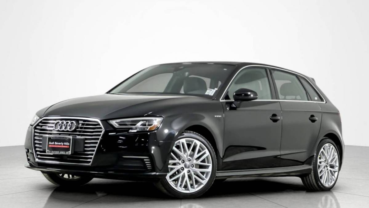 2018 Audi A3 Sportback e-tron WAUSPBFF4JA067334