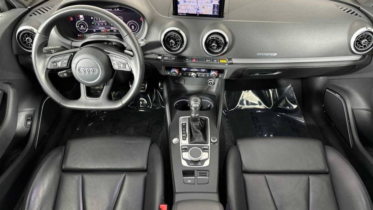 2018 Audi A3 Sportback e-tron WAUSPBFF4JA067334