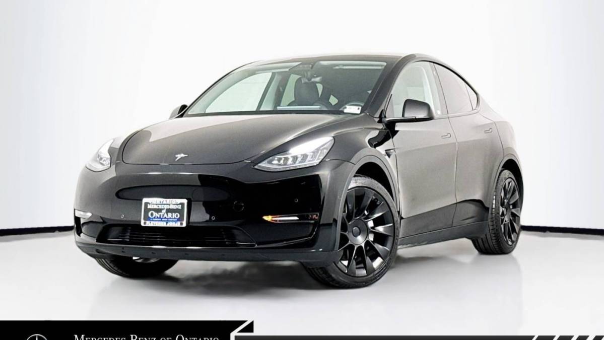 2021 Tesla Model Y 5YJYGDEE9MF246448