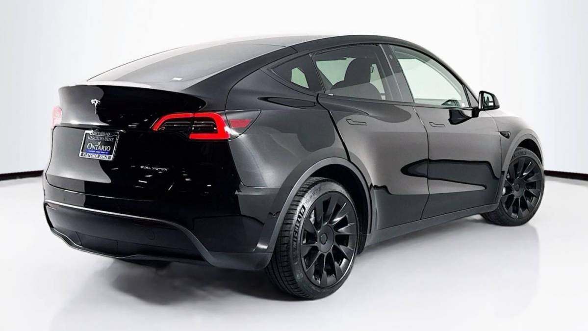 2021 Tesla Model Y 5YJYGDEE9MF246448