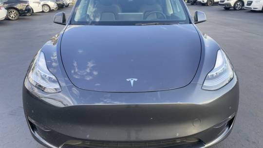 2021 Tesla Model Y 5YJYGAEE3MF136591