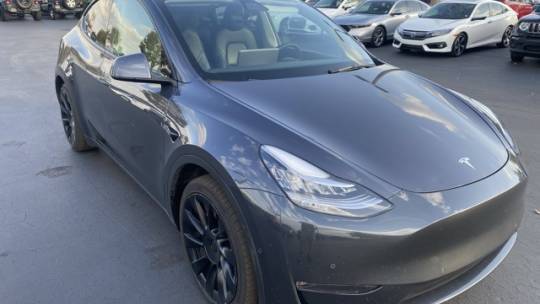 2021 Tesla Model Y 5YJYGAEE3MF136591