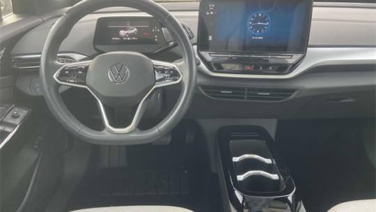 2022 Volkswagen ID.4 WVGKMPE29NP072177