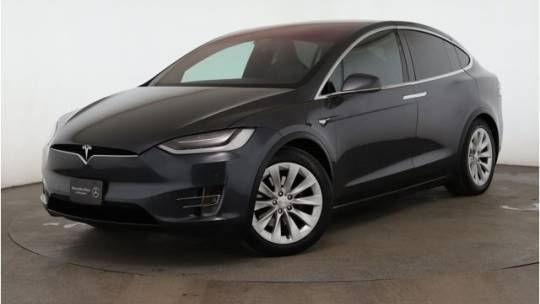 2017 Tesla Model X 5YJXCBE2XHF060943