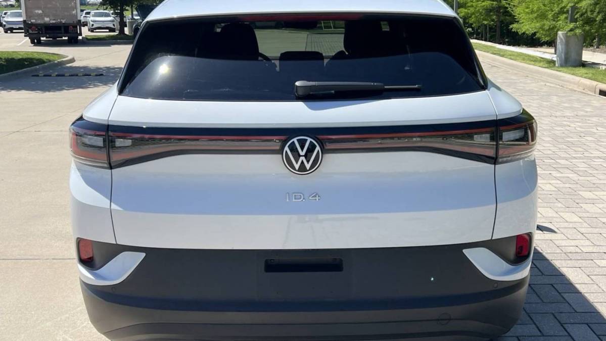 2021 Volkswagen ID.4 WVGTMPE26MP028138