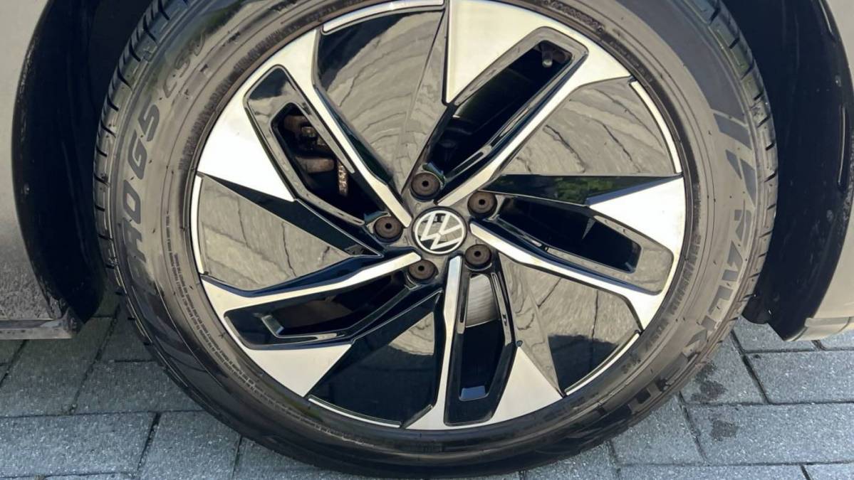 2021 Volkswagen ID.4 WVGTMPE26MP028138