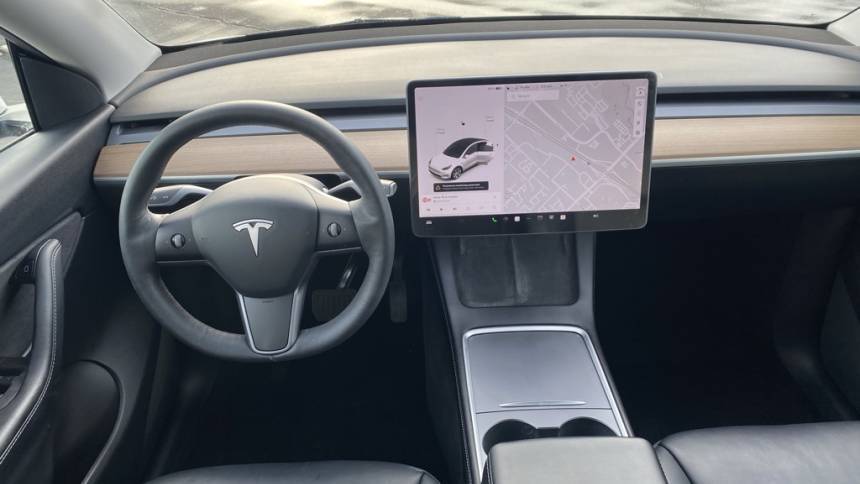 2021 Tesla Model Y 5YJYGDEE4MF188488