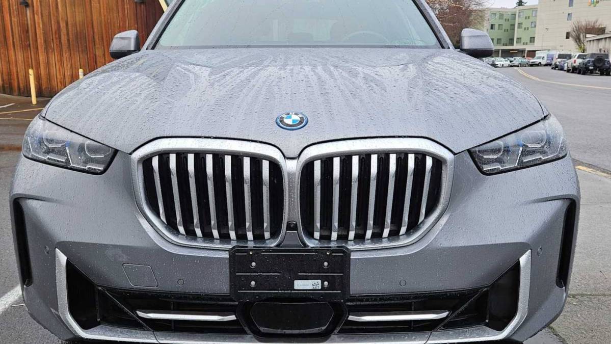 2025 BMW X5 5UX43EU09S9W93647