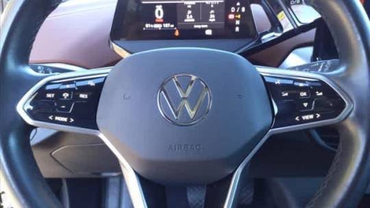 2021 Volkswagen ID.4 WVGTMPE25MP039874