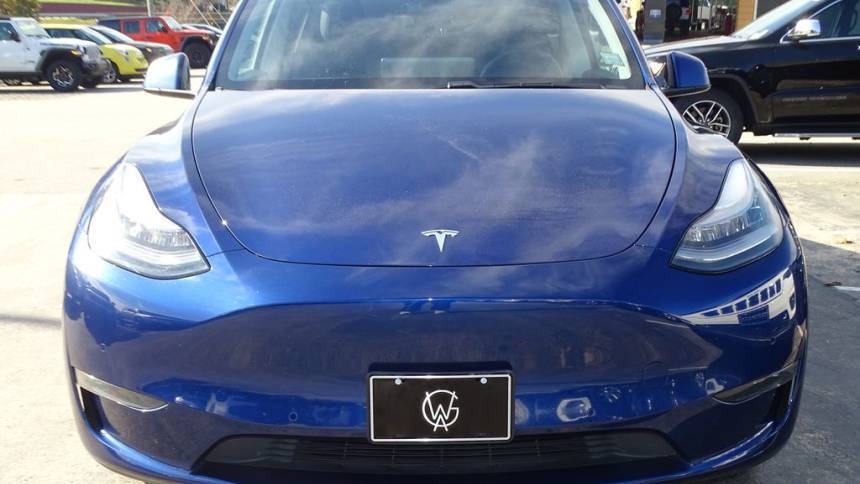 2020 Tesla Model Y 5YJYGDEE3LF026155