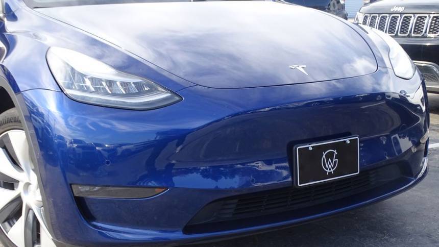 2020 Tesla Model Y 5YJYGDEE3LF026155