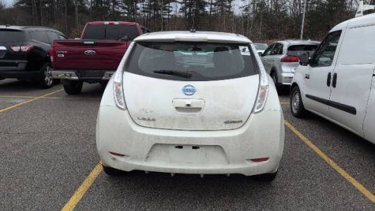 2016 Nissan LEAF 1N4AZ0CP2GC307557