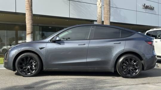 2020 Tesla Model Y 5YJYGDEE9LF014477