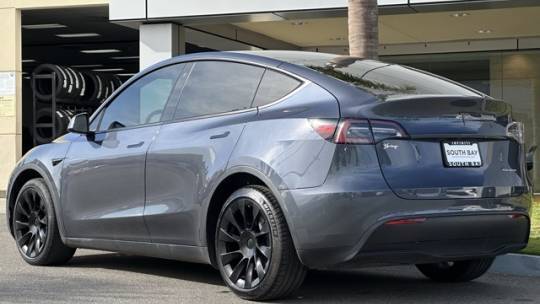 2020 Tesla Model Y 5YJYGDEE9LF014477