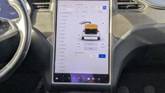 2018 Tesla Model X 5YJXCBE25JF125963