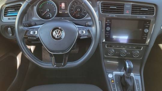 2017 Volkswagen e-Golf WVWKR7AU0HW950859