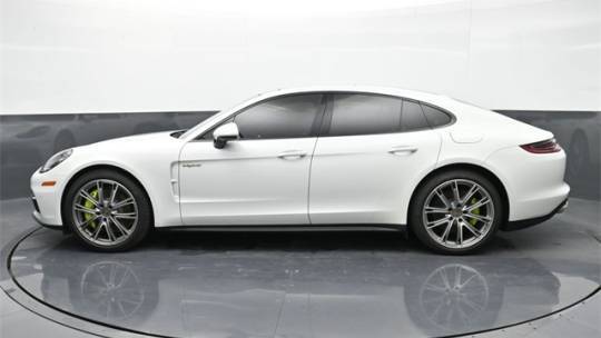 2018 Porsche Panamera WP0AE2A77JL177545