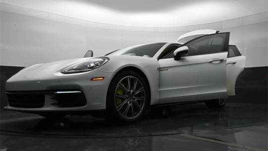 2018 Porsche Panamera WP0AE2A77JL177545