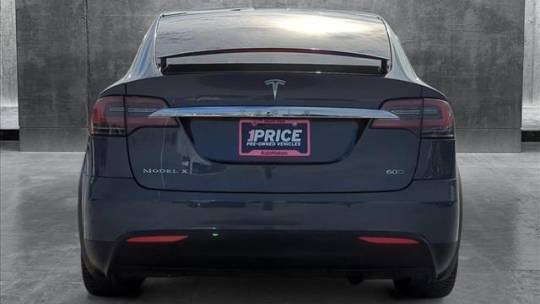 2016 Tesla Model X 5YJXCBE28GF018902