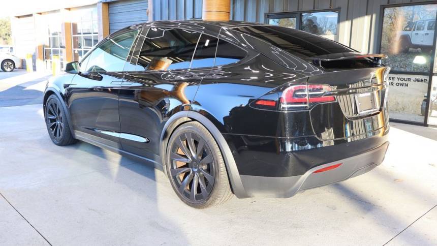 2022 Tesla Model X 7SAXCDE50NF340777