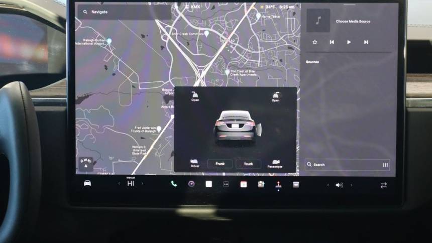 2022 Tesla Model X 7SAXCDE50NF340777