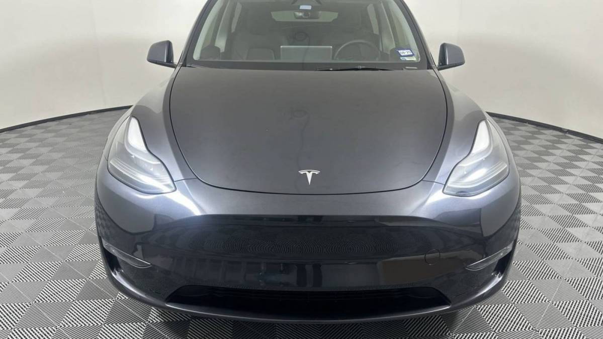 2024 Tesla Model Y 7SAYGDEE1RA286661