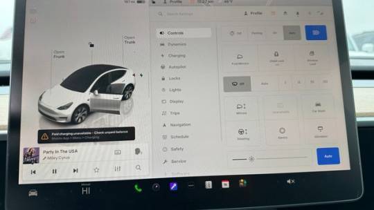 2024 Tesla Model Y 7SAYGDEE6RA247970