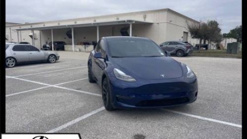 2024 Tesla Model Y 7SAYGDEE7RA220454