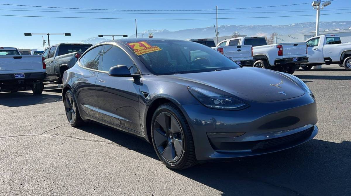 2021 Tesla Model 3 5YJ3E1EA7MF985393