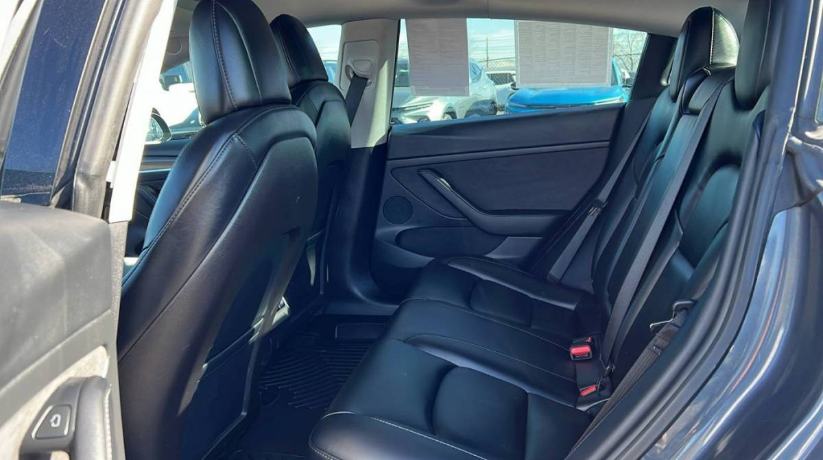 2021 Tesla Model 3 5YJ3E1EA7MF985393