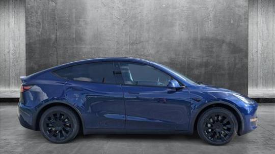 2021 Tesla Model Y 5YJYGDED5MF125956