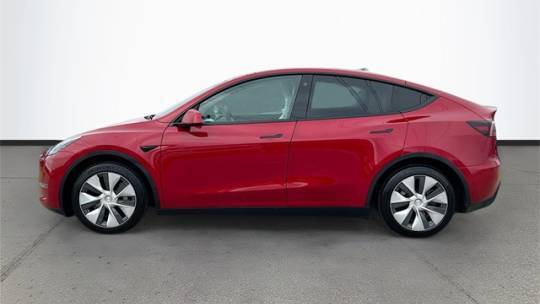 2021 Tesla Model Y 5YJYGDEE4MF069548